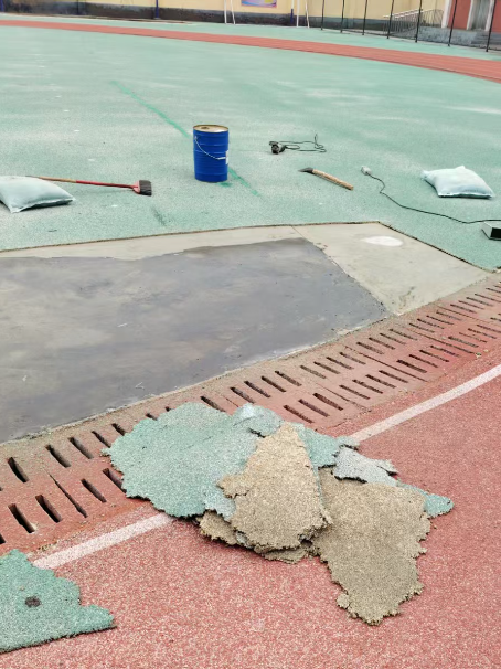 海口球场翻新维修补、球场翻新修补改造